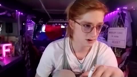 LesleyGumGrass- The Boring Trans girl online show from February 2025 06:00:02 PM