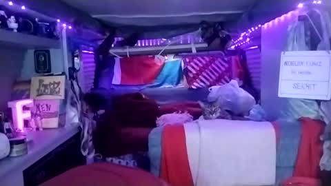 LesleyGumGrass- The Boring Trans girl online show from March 2025 08:41:01 AM