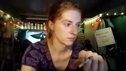 Snapshot of lesleygumgrass chatting on May 2026 11:04:02 AM LesleyGumGrass- The Boring Trans girl online show from May 2026 11:04:02 AM