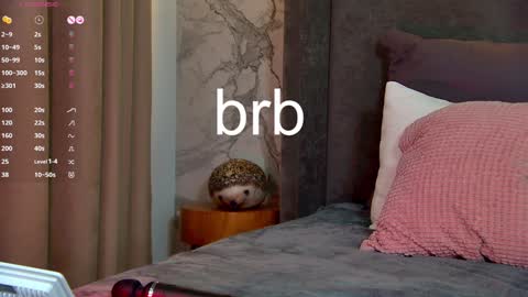 Leslie online show from January 2025 11:31:02 AM