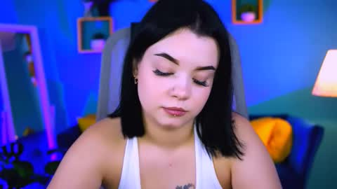 LeslieRowe online show from September 2025 05:18:02 PM