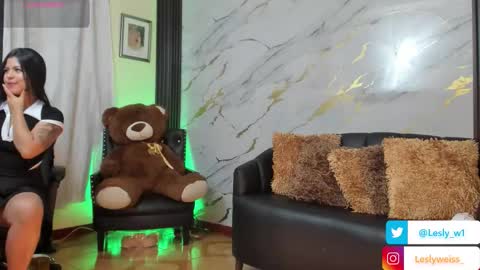 Snapshot of lesly_w chatting on November 2025 10:26:02 AM I am here from Monday to Friday from 730 am to 130 pm Colombia time and saturday from 500 am to 1000 am .... Soon Blue page online show from November 2025 10:26:02 AM