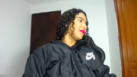 Snapshot of leslycarsson chatting on February 2025 04:36:01 AM lesly online show from February 2025 04:36:01 AM