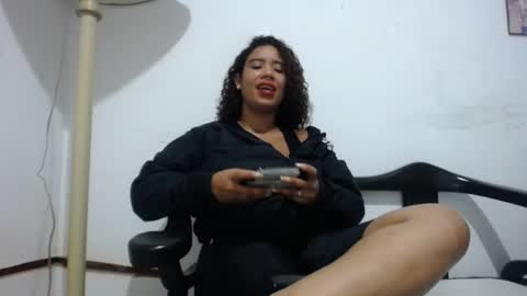 Snapshot of leslycarsson chatting on March 2025 02:04:02 AM lesly online show from March 2025 02:04:02 AM