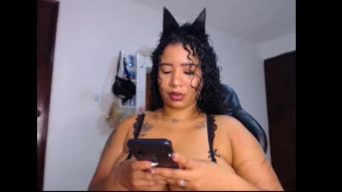 Snapshot of leslycarsson chatting on September 2025 01:49:01 AM lesly online show from September 2025 01:49:01 AM