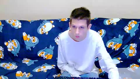 lester_broo online show from December 2025 05:53:01 PM