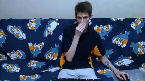 Snapshot of lester_broo chatting on June 2026 08:11:01 PM lester_broo online show from June 2026 08:11:01 PM