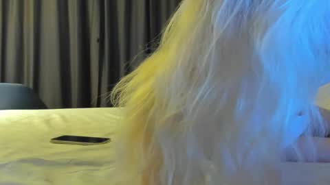 lesyaliss online show from March 2026 12:54:01 AM