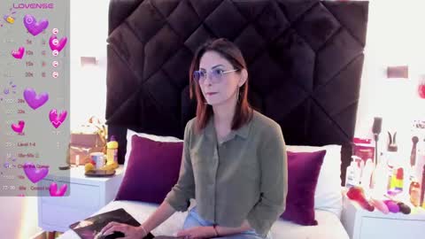 letiziia online show from February 2025 08:25:01 PM