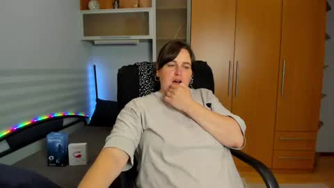 Naomi online show from July 2026 06:28:01 AM