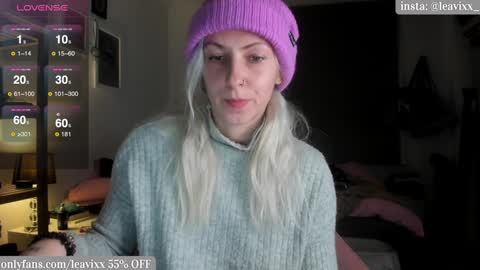 Snapshot of leusee chatting on January 2025 09:31:02 PM LeaVixx online show from January 2025 09:31:02 PM