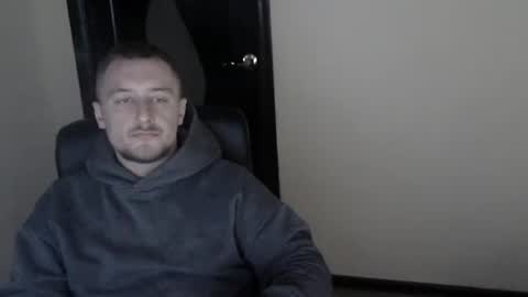 Snapshot of lev1ngston chatting on December 2024 11:40:01 AM lev1ngston online show from December 2024 11:40:01 AM