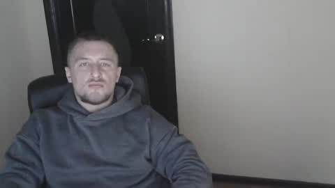 Snapshot of lev1ngston chatting on December 2024 02:52:02 PM lev1ngston online show from December 2024 02:52:02 PM