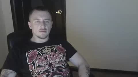 Snapshot of lev1ngston chatting on January 2025 04:50:02 AM lev1ngston online show from January 2025 04:50:02 AM