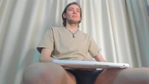 Next Stream 02122024 2000 UTC0 online show from February 2026 01:25:02 AM