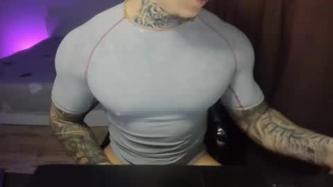 Snapshot of lewis_muscleee chatting on March 2026 05:46:01 PM blablablack online show from March 2026 05:46:01 PM