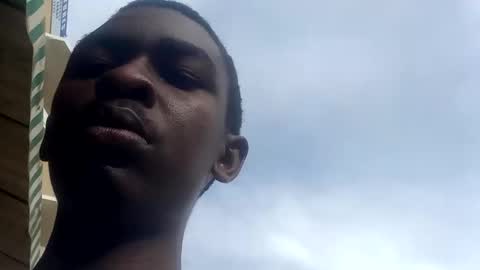 lewiskip online show from April 2026 04:57:01 AM