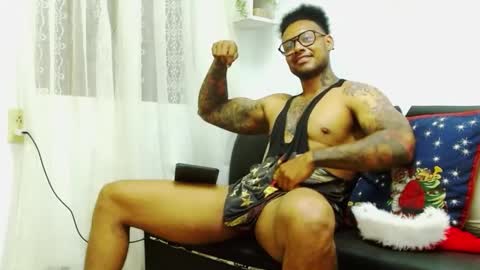 Lewis Strong online show from December 2024 12:50:01 AM