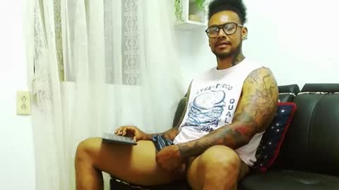 Lewis Strong online show from January 2025 10:44:01 PM