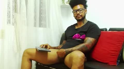 Lewis Strong online show from January 2025 12:06:02 AM