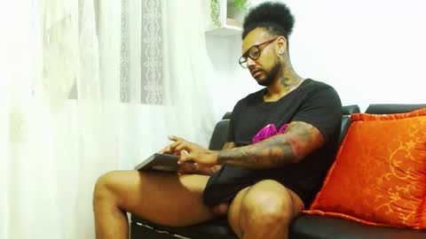 Lewis Strong online show from January 2025 11:02:02 AM