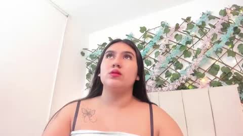 Gabrielle online show from October 2025 10:33:01 AM