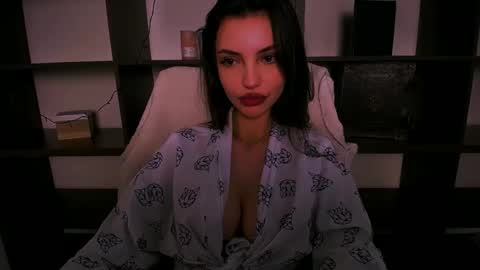 Alexia online show from January 2025 07:21:02 PM