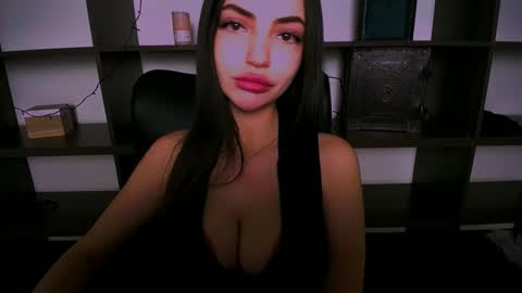 Alexia online show from January 2025 07:32:01 PM