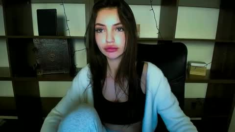 Alexia online show from January 2025 05:21:02 PM