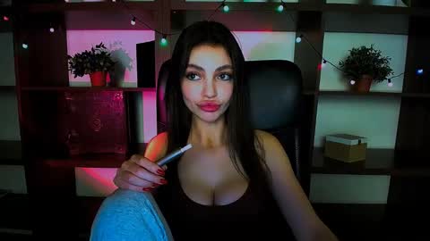 Alexia online show from March 2025 06:30:01 PM