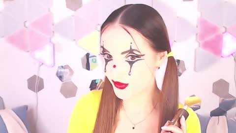 Alexia online show from October 2025 05:26:02 AM