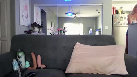 Snapshot of lexi_shocker chatting on September 2025 06:18:02 PM Lexi online show from September 2025 06:18:02 PM