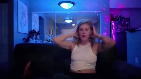 Snapshot of lexi_shocker chatting on November 2025 03:49:02 AM Lexi online show from November 2025 03:49:02 AM