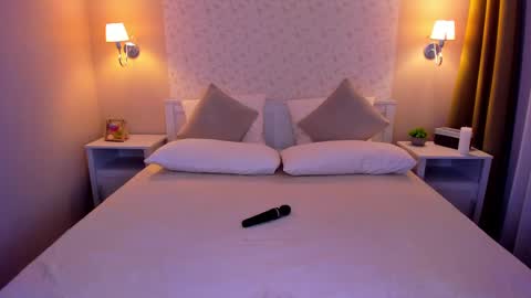 Lexi GTM2 MonWedThurSatSun 1000am-400pm online show from February 2025 11:44:02 AM