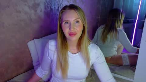 LEXXY online show from November 2025 06:13:01 AM