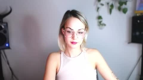 Lexie online show from February 2025 10:03:02 PM