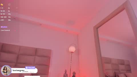 Lexie  online show from September 2025 11:57:01 AM