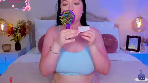 Snapshot of lexiepat chatting on June 2026 12:20:01 PM Alex online show from June 2026 12:20:01 PM