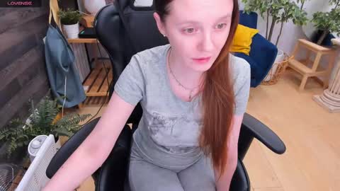 Lexi online show from March 2025 06:51:01 AM