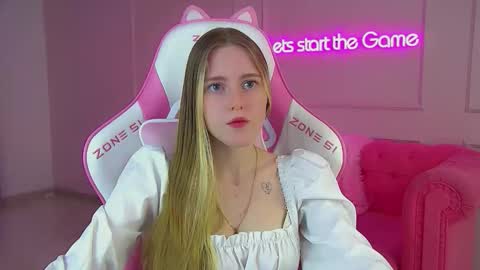 Snapshot of lexireadway chatting on November 2025 06:18:02 AM Lexi online show from November 2025 06:18:02 AM