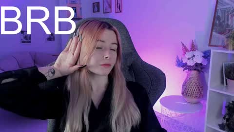 Snapshot of lexiwenford chatting on December 2024 05:49:01 AM Lexi Wenford NO NUDE GODDESS online show from December 2024 05:49:01 AM