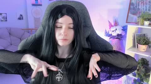 Snapshot of lexiwenford chatting on December 2024 03:15:02 AM Lexi Wenford NO NUDE GODDESS online show from December 2024 03:15:02 AM