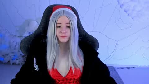 Snapshot of lexiwenford chatting on December 2024 06:20:02 AM Lexi Wenford NO NUDE GODDESS online show from December 2024 06:20:02 AM