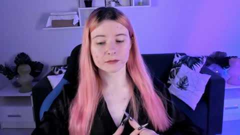 Snapshot of lexiwenford chatting on January 2025 02:51:02 AM Lexi Wenford NO NUDE GODDESS online show from January 2025 02:51:02 AM