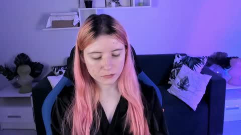 Snapshot of lexiwenford chatting on January 2025 05:53:01 AM Lexi Wenford NO NUDE GODDESS online show from January 2025 05:53:01 AM