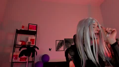 Snapshot of lexiwenford chatting on January 2025 06:14:02 PM Lexi Wenford NO NUDE GODDESS online show from January 2025 06:14:02 PM