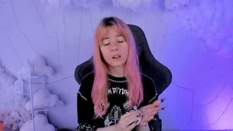 Snapshot of lexiwenford chatting on February 2025 02:40:01 AM Lexi Wenford NO NUDE GODDESS online show from February 2025 02:40:01 AM