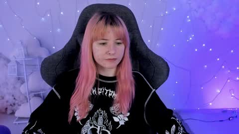 Snapshot of lexiwenford chatting on February 2025 05:41:02 AM Lexi Wenford NO NUDE GODDESS online show from February 2025 05:41:02 AM