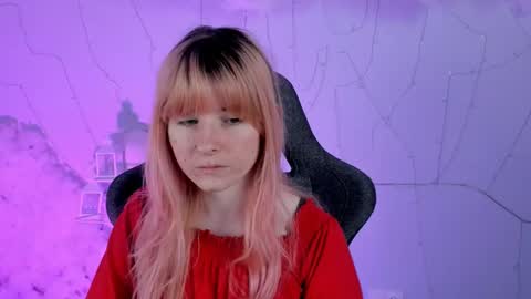 Snapshot of lexiwenford chatting on February 2025 02:50:01 AM Lexi Wenford NO NUDE GODDESS online show from February 2025 02:50:01 AM