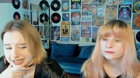 Snapshot of lexiwenford chatting on February 2025 03:04:02 AM Lexi Wenford NO NUDE GODDESS online show from February 2025 03:04:02 AM